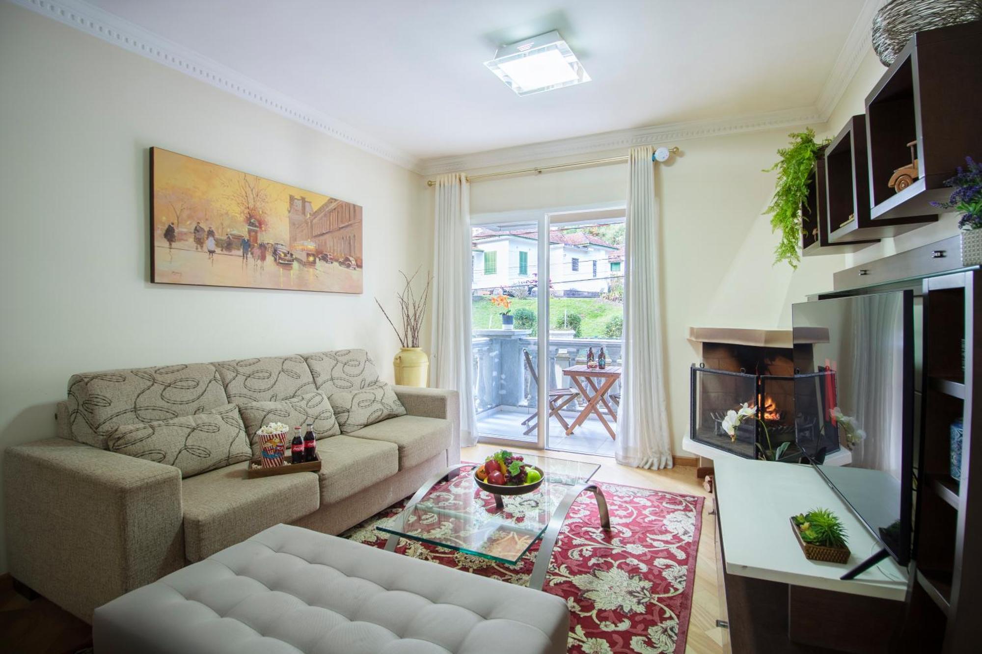 Apartamento 3 Quartos | Aconchegante | Otima Localizacao *